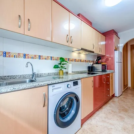 Casy With Sea View Apartment Torrevieja